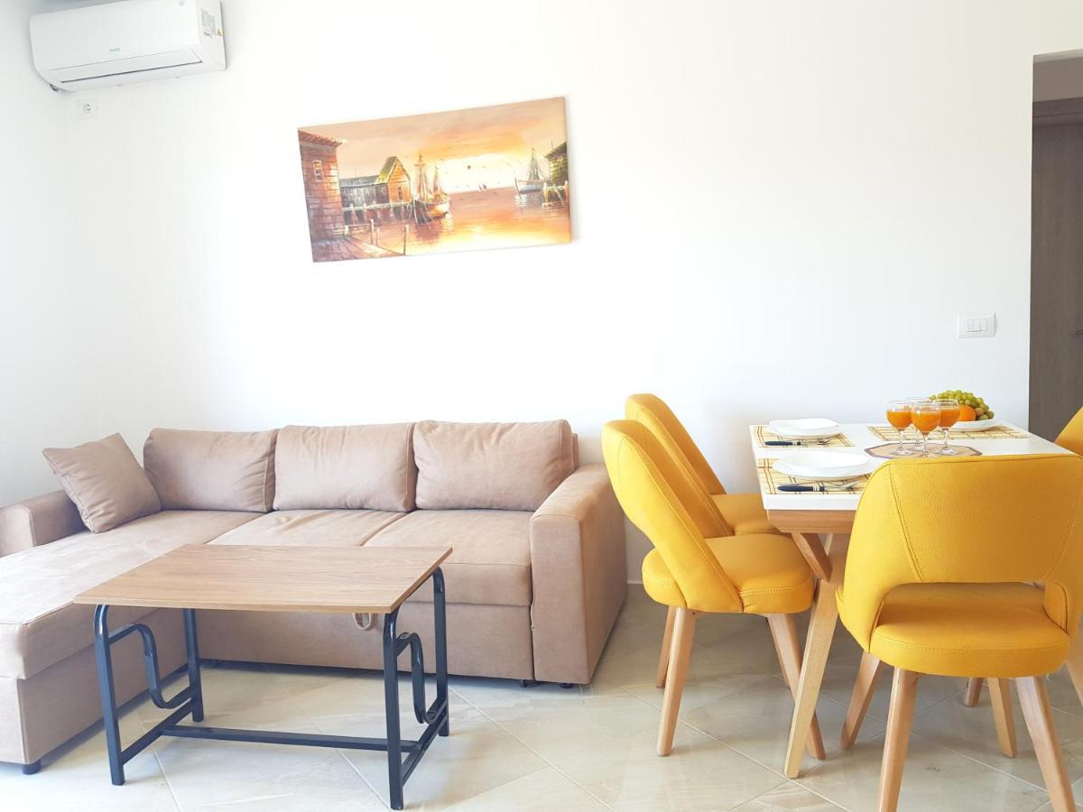 Vitamin Sea In Apartment Ksamil